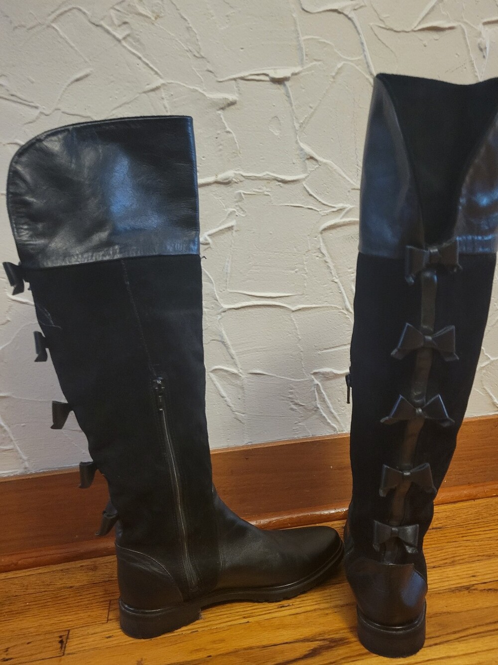 Sz 6.5 Made In Italy OTK Suede Leather Boots Bows